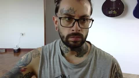 misternocturne online show from 19, 4, 2026