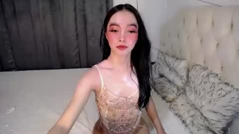 Snapshot of misterytgirl chatting on 10, 4, 2026 CRISHA online show from 10, 4, 2026
