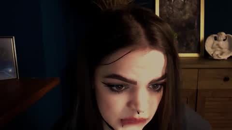 Snapshot of misticwave chatting on 28, 11, 2025 Ines online show from 28, 11, 2025