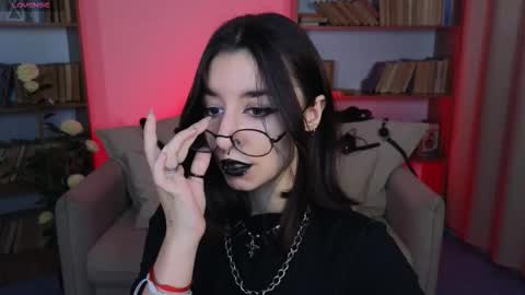 Marcelline online show from 12, 9, 2025