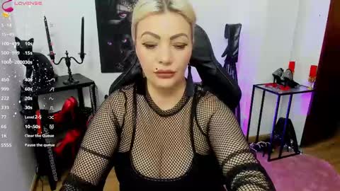 Miss CatSnow online show from 20, 2, 2025