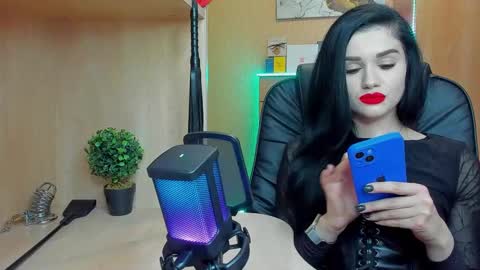 Mistress Kristi online show from 4, 2, 2025