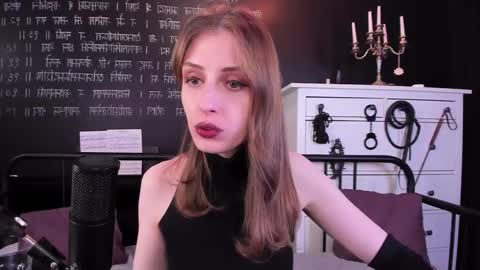 Snapshot of mistress_marlene chatting on 20, 2, 2025 Mistress Marlene online show from 20, 2, 2025