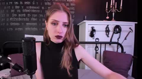 Snapshot of mistress_marlene chatting on 16, 9, 2025 Mistress Marlene online show from 16, 9, 2025