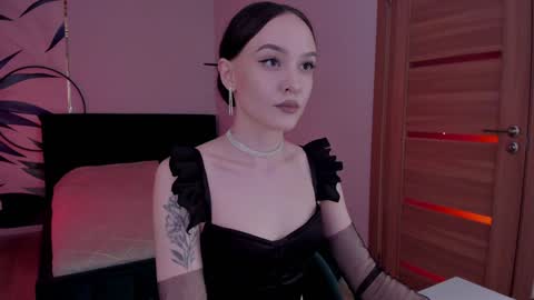 Mistress Mia online show from 25, 12, 2024