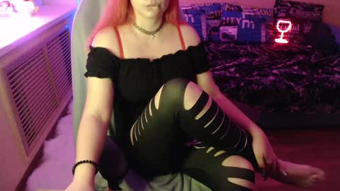 Snapshot of mistressbailey_x chatting on 22, 1, 2025 Miss Bailey online show from 22, 1, 2025