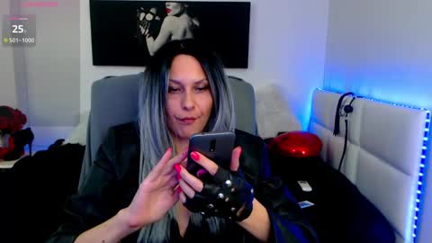 MistressEvelyn  online show from 27, 2, 2025