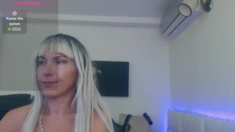 MistressEvelyn  online show from 27, 9, 2025