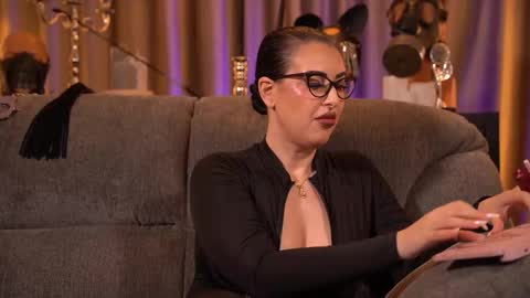 Mistress Kelly online show from 19, 12, 2025