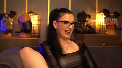Mistress Kelly online show from 11, 5, 2026