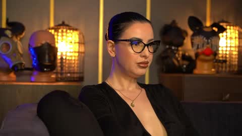 Mistress Kelly online show from 18, 5, 2026