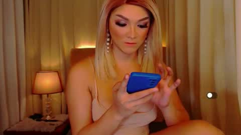 Leah online show from 11, 5, 2026