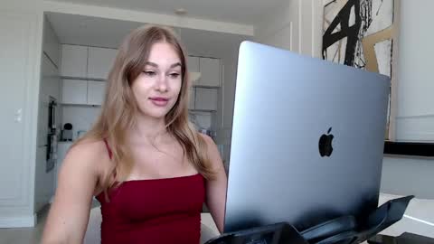 mistressuniverse online show from 25, 5, 2026
