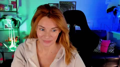 Snapshot of mistybarnes chatting on 4, 12, 2024 MistyBarnes NONUDE MODEL online show from 4, 12, 2024