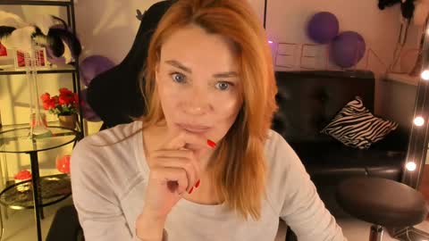 Snapshot of mistybarnes chatting on 12, 12, 2024 MistyBarnes NONUDE MODEL online show from 12, 12, 2024
