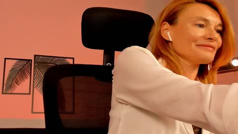 Snapshot of mistybarnes chatting on 6, 3, 2025 MistyBarnes NONUDE MODEL online show from 6, 3, 2025