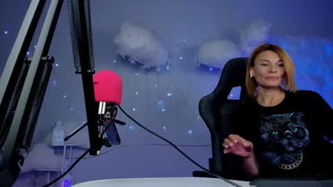 Snapshot of mistybarnes chatting on 10, 3, 2025 MistyBarnes NONUDE MODEL online show from 10, 3, 2025