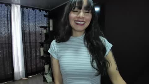 Snapshot of mistymooon chatting on 20, 5, 2026 Emma online show from 20, 5, 2026