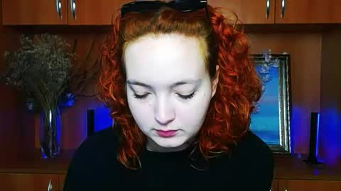Snapshot of mistyrosee chatting on 29, 4, 2026 Aria online show from 29, 4, 2026