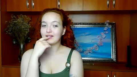 Snapshot of mistyrosee chatting on 22, 5, 2026 Aria online show from 22, 5, 2026