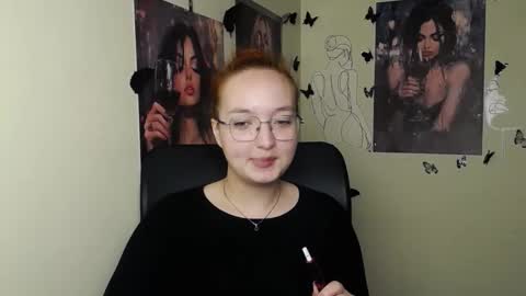 Snapshot of mistyrosee chatting on 28, 5, 2026 Aria online show from 28, 5, 2026
