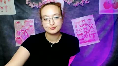 Snapshot of mistyrosee chatting on 18, 6, 2026 Aria online show from 18, 6, 2026