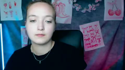 Snapshot of mistyrosee chatting on 21, 6, 2026 Aria online show from 21, 6, 2026