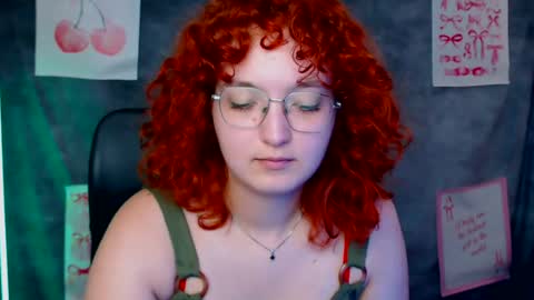 Snapshot of mistyrosee chatting on 12, 7, 2026 Aria online show from 12, 7, 2026