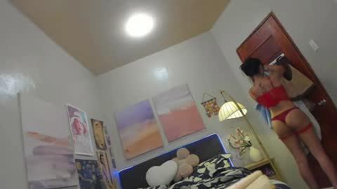 mona online show from 25, 5, 2026
