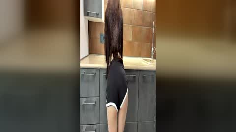 Snapshot of miugirlxgrayspot chatting on 6, 7, 2026 MiuGirlxGraySpot online show from 6, 7, 2026