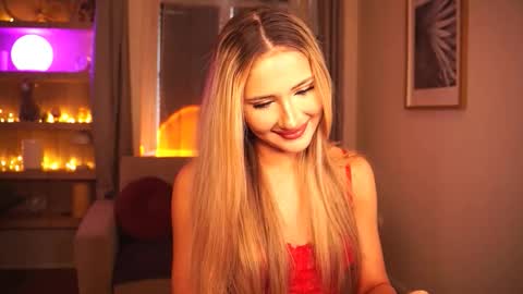 Miu Meow online show from 23, 11, 2025