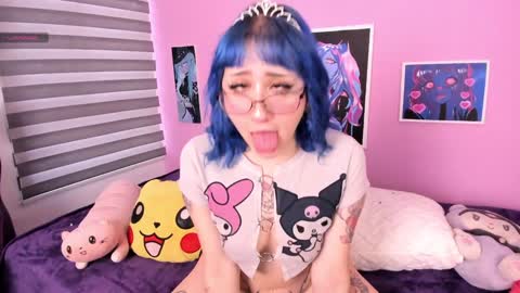 Snapshot of miwaviolet chatting on 6, 2, 2025  Miwa Violet  online show from 6, 2, 2025