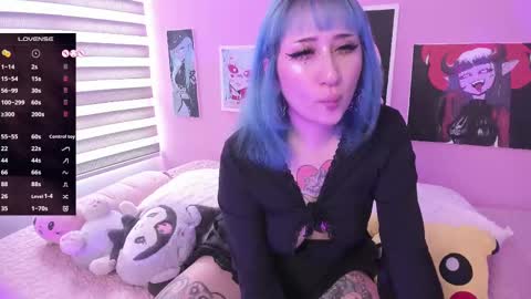 Snapshot of miwaviolet chatting on 22, 2, 2025  Miwa Violet  online show from 22, 2, 2025