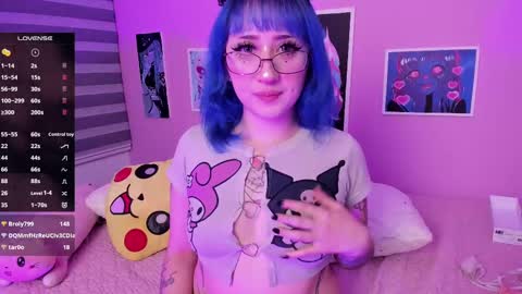 Snapshot of miwaviolet chatting on 4, 3, 2025  Miwa Violet  online show from 4, 3, 2025