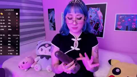 Snapshot of miwaviolet chatting on 7, 3, 2025  Miwa Violet  online show from 7, 3, 2025