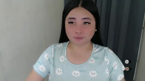 cassie marie online show from 28, 2, 2025