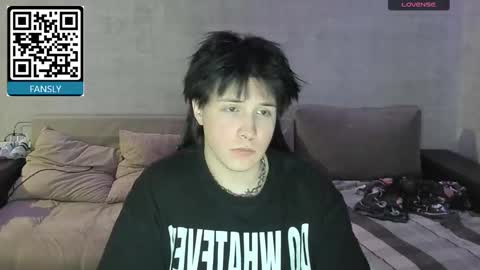 MeowMiku online show from 20, 11, 2025