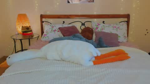 Snapshot of miya_soft chatting on 17, 5, 2026 Miya online show from 17, 5, 2026
