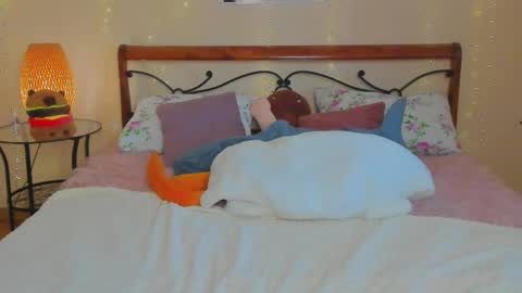 Snapshot of miya_soft chatting on 5, 6, 2026 Miya online show from 5, 6, 2026