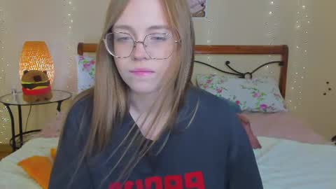 Snapshot of miya_soft chatting on 11, 6, 2026 Miya online show from 11, 6, 2026