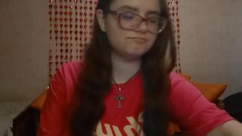 Snapshot of miyabe chatting on 25, 5, 2026 Milana online show from 25, 5, 2026