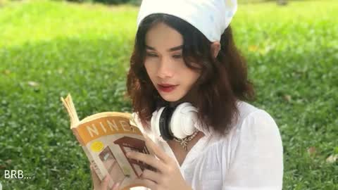 Snapshot of miyakabebe chatting on 21, 10, 2025 Miyakabebe online show from 21, 10, 2025