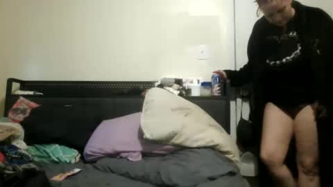 Snapshot of miztrezk chatting on 7, 2, 2026 miztrezk online show from 7, 2, 2026