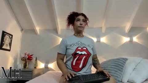 mizzhell_ online show from 18, 12, 2025