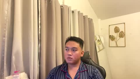 Michole Jay online show from 6, 4, 2026