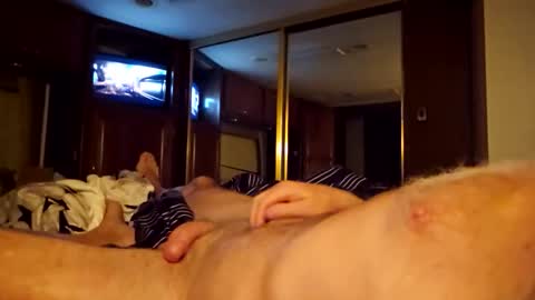 Snapshot of mjolnirandazzarra chatting on 1, 12, 2025 mjolnirandazzarra online show from 1, 12, 2025