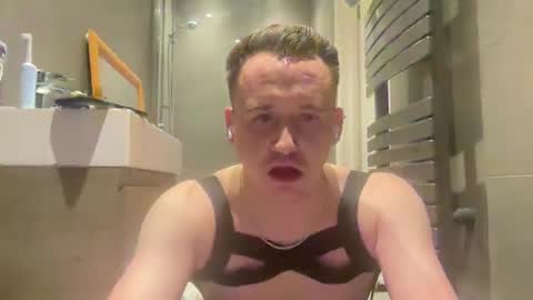 Snapshot of mkemp458 chatting on 9, 2, 2025 mkemp458 online show from 9, 2, 2025