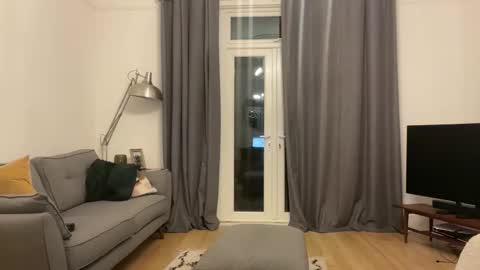 Snapshot of mkemp458 chatting on 7, 4, 2026 mkemp458 online show from 7, 4, 2026