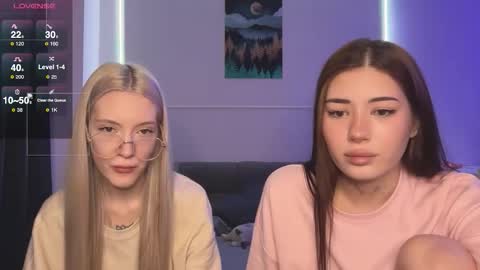 Snapshot of mmkakpoxyi22 chatting on 8, 3, 2026 alice and ray online show from 8, 3, 2026