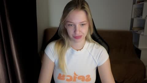 Lili online show from 24, 12, 2024